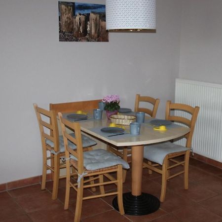 Ferienwohnung Boddenkieker Bis 4 Personen, Sagard-Neddesitz, 70M2 ภายนอก รูปภาพ