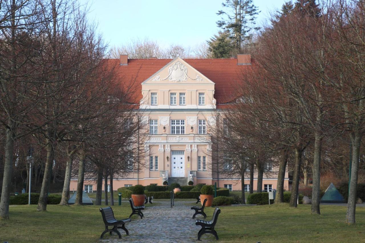 Ferienwohnung Boddenkieker Bis 4 Personen, Sagard-Neddesitz, 70M2 ภายนอก รูปภาพ